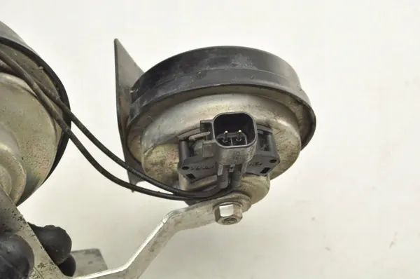 Torvi Ford Fiesta MK7 OEM AV1T-13A803-AC image 5