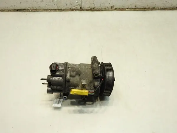 Compresseur de climatisation Peugeot 308 2.0 HDI OEM 9671334080 image 4