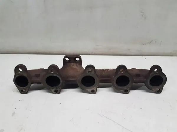 Colector de admisión usado OEM 30227495 para Peugeot 2008 image 2