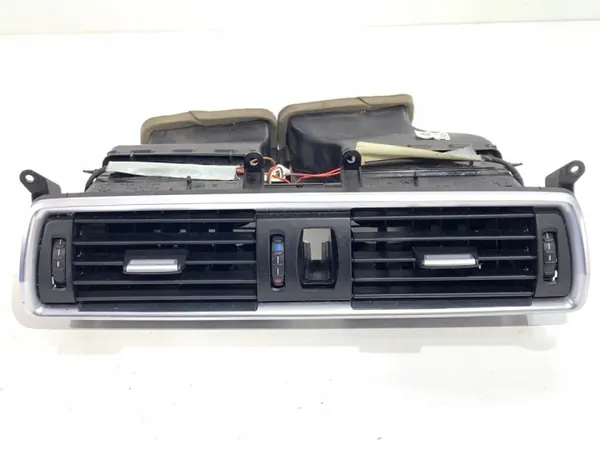 Fram ventilationsgallret OEM 16828110 BMW F07 image 2