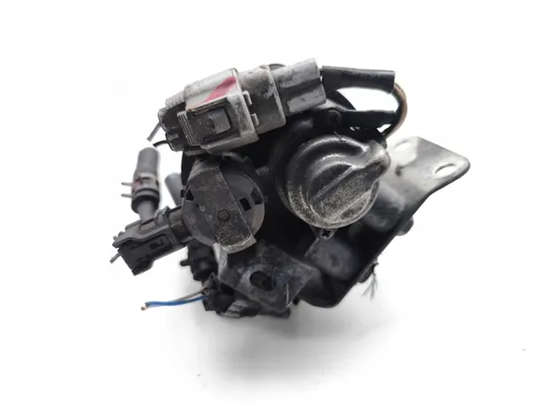 Mitsubishi ASX Polttoainesuodattimen Kotelo 1.8 DI-D Diesel 2011 OEM image 5