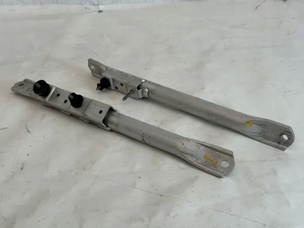Kia Stinger GT Domstrebe OEM 34576876756453423333 image 2