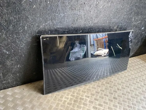 Tesla Model X 2019 Glasstak OEM 1034902-00-M image 2