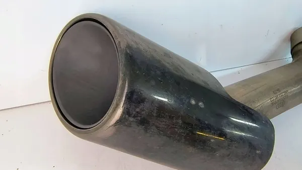 Ponta de escape esquerda Audi Q7 II image 2