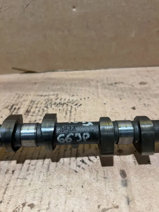 Árvore de cames Volvo S40 OEM 6A271AG - Usado image 3