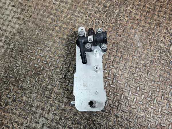Arrefecedor óleo caixa BMW OEM 8607245 - Usado image 3