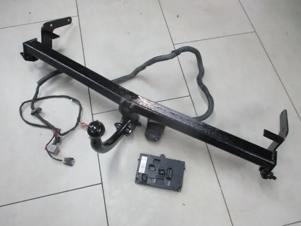 Trekhaakmodule Citroen C3 Picasso 08-16 OEM S180085003E image 2