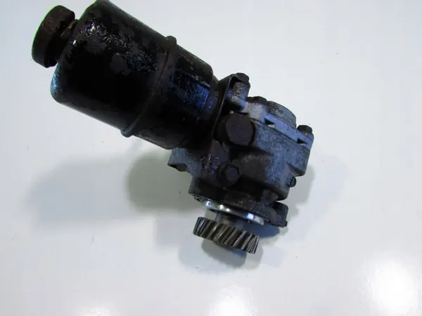 Mitsubishi Pajero III 3.2 DID servopump OEM image 4