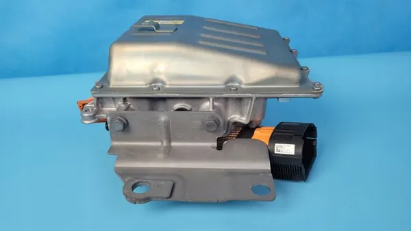 Renault Zoe II 2023 Invertterilaturi OEM 293A02338R image 3