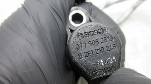 Audi A8 S8 D3 4E 2004 Position Sensor image 2