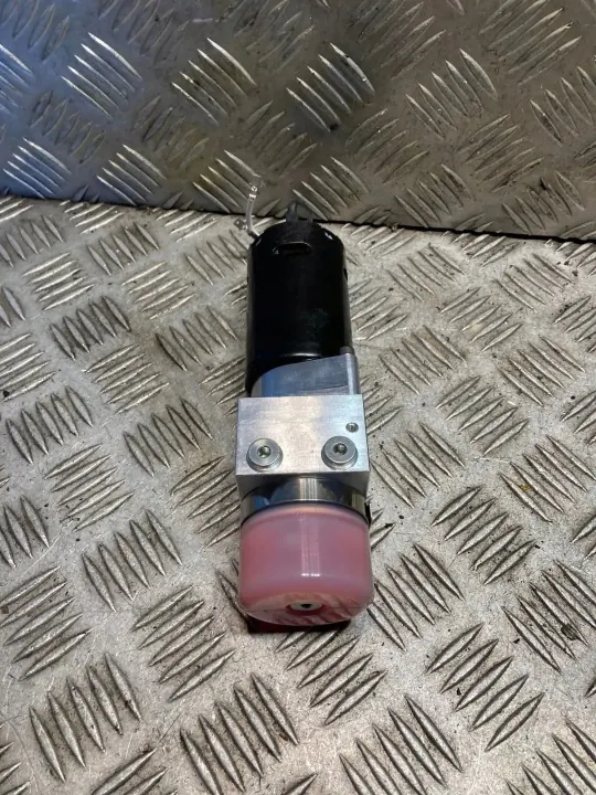 Bomba de teto conversível BMW Z4 E85/E86 - Usado image 3