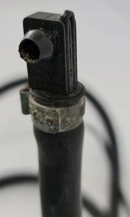 Mercedes Lämmitetty Pesulaiteputki - Käytetty OE image 3
