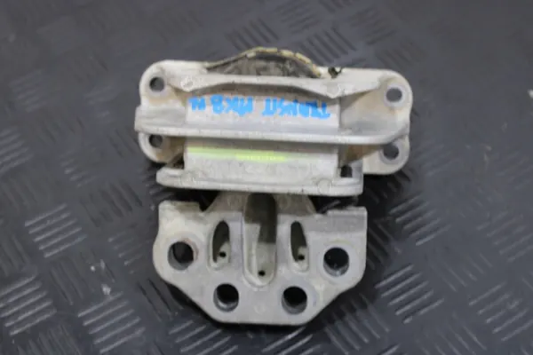 Support moteur GK21-6F012-CC pour Ford Transit MK8 Lift image 2