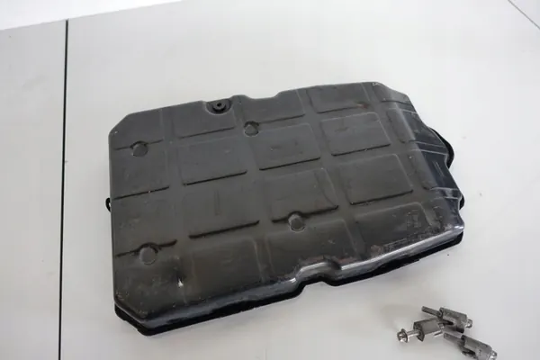 Mercedes w211 w221 w219 oil pan 7G 2212701212 image 2