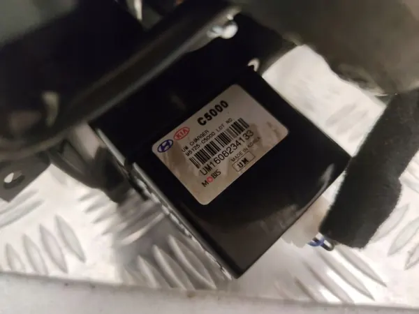 USB-Anschluss KIA Sportage 2018 OEM 95125C5000 image 5