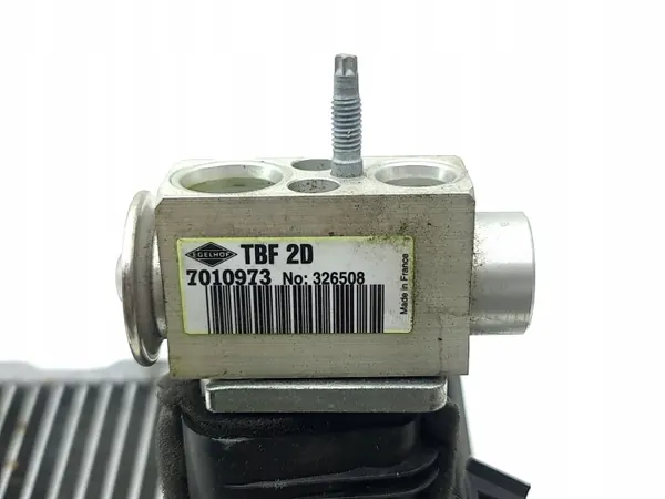 Núcleo do Aquecedor Land Rover OEM FA992001 - Usado image 3