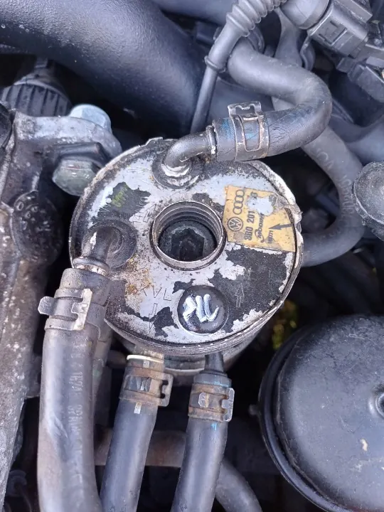 Bränslefiltervärmare OEM 3B0201896 för VW Passat 1.9 TDI image 2