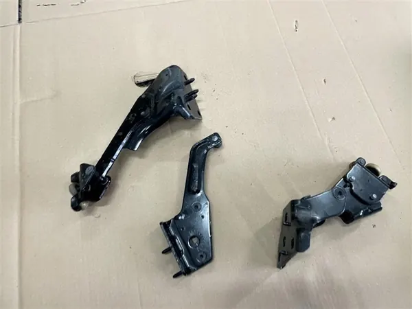 Conjunto roletes guia porta corrediça direita OEM 745966766R image 4