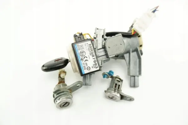Interruptor de encendido Mitsubishi Lancer VII OEM MR587993 image 2