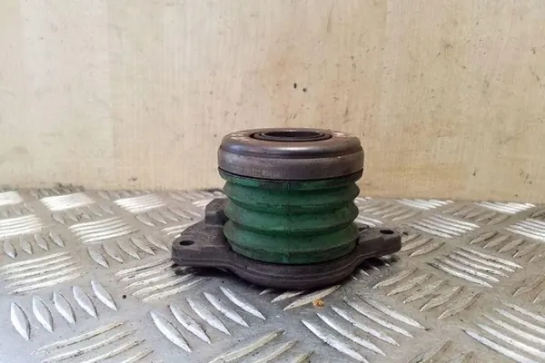 Clutch Bearing VOLVO S40 I 1.9L Diesel 2001 image 2