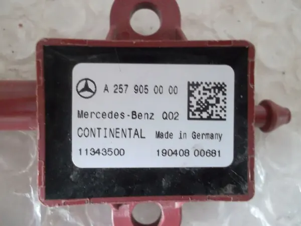 Capteurs d'impact OEM A2579050000 protection piétons image 3