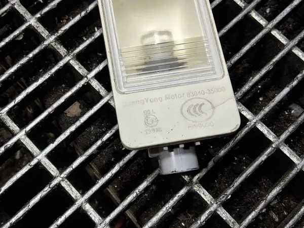 OEM 8384035000 Plafonnier SsangYong Tivoli Tableau image 6