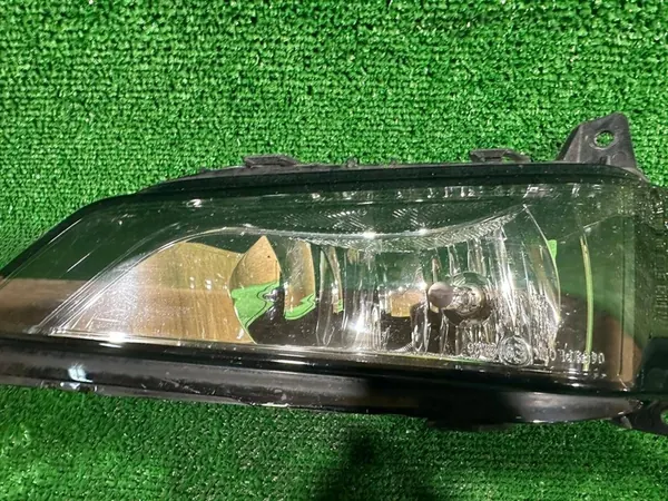 Farol de Neblina Halógeno Skoda Fabia IV Direito Dianteiro 6VA941700 image 3