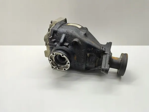 OEM 7560604 Taka-akselin tasauspyörästö BMW 5 E60/E61 image 5