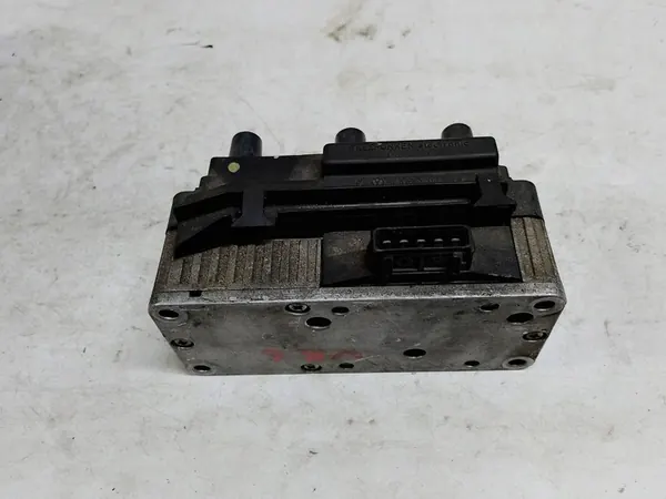 Bobina de ignição VW Audi 021905106 image 4