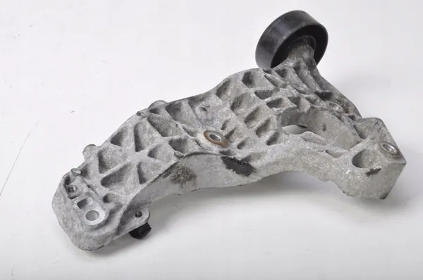 Soporte Compresor AC Maserati Ghibli III OEM 20513390F image 2