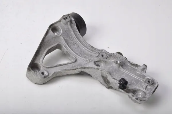 Soporte Compresor AC Maserati Ghibli III OEM 20513390F image 3