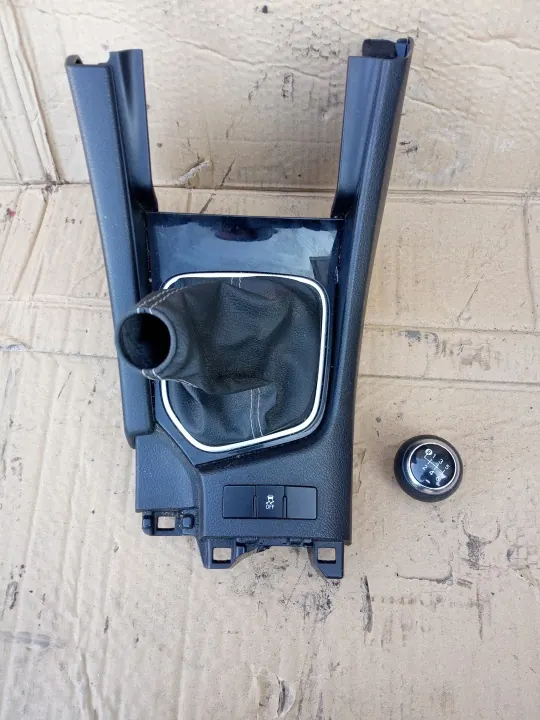 Pomo de cambio Toyota Auris II OEM - Usado image 2