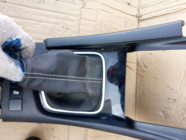 Pomo de cambio Toyota Auris II OEM - Usado image 4