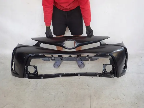 TOYOTA PRIUS + PLUS LIFT 2015 - PARAURTI ANTERIORE image 3