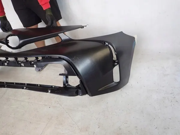 TOYOTA PRIUS + PLUS LIFT 2015 - PARAURTI ANTERIORE image 7