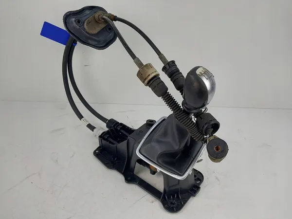 Vaihteensiirtäjä 8200694900H 8200755652 Laguna III 1.6 16V image 2