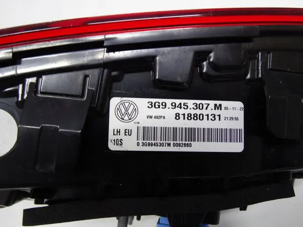 Luz trasera LED izquierda VW Passat B8 Kombi 3G9945307M image 9