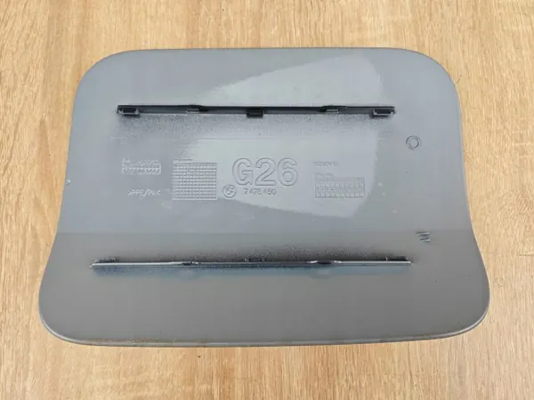 Polttoainelippa OEM 7478450 BMW G26:lle - Brooklyn Harmaa image 3