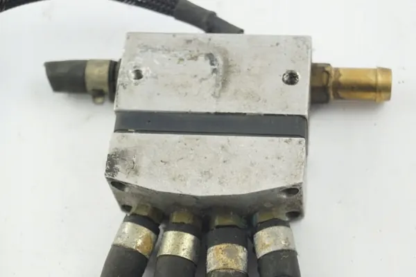 Riel de inyección GLP Matrix Mj-xjm 4 cilindros OEM image 3