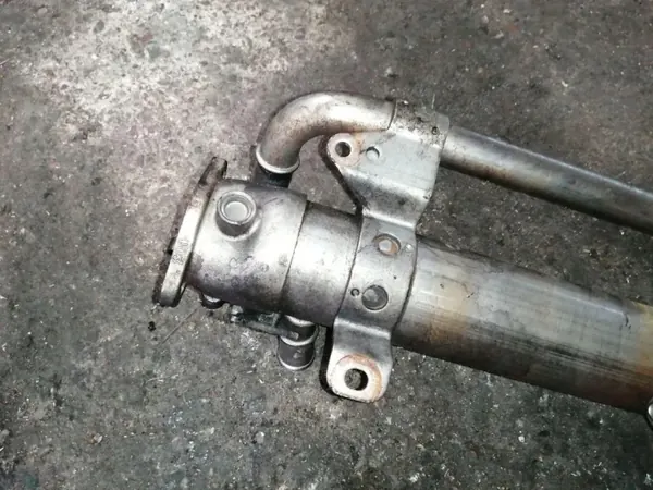 EGR-kylare OEM 03G131512AH för Dodge Journey 2.0 CRD image 3