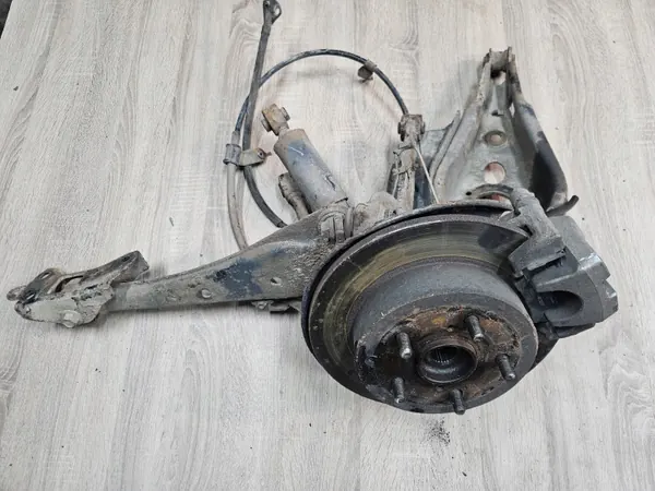 Suspensión trasera izquierda Toyota OE OEM TOYOTA RAV 4 IV image 2