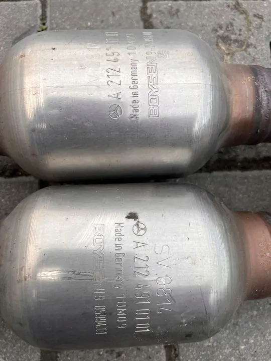 Sistema de escape completo Mercedes-Benz E550 5.5 V8 W207 A2074902721 image 4