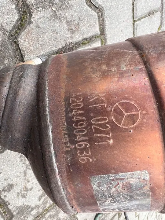 Sistema de escape completo Mercedes-Benz E550 5.5 V8 W207 A2074902721 image 9