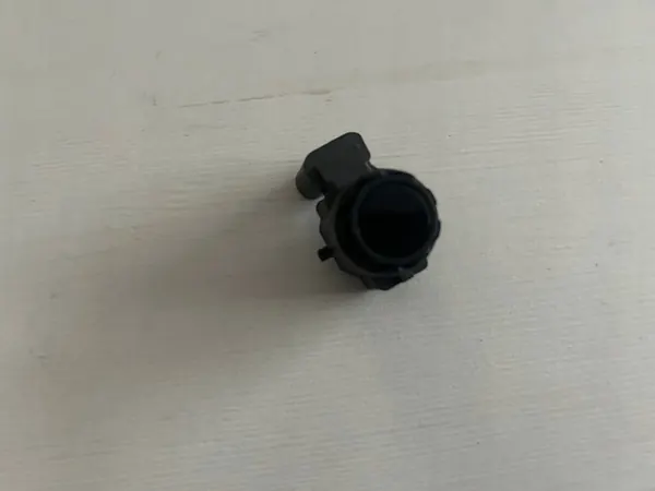 Mazda CX-30 PDC Sensor Framskärm OEM B0J7-67-UC1 image 5