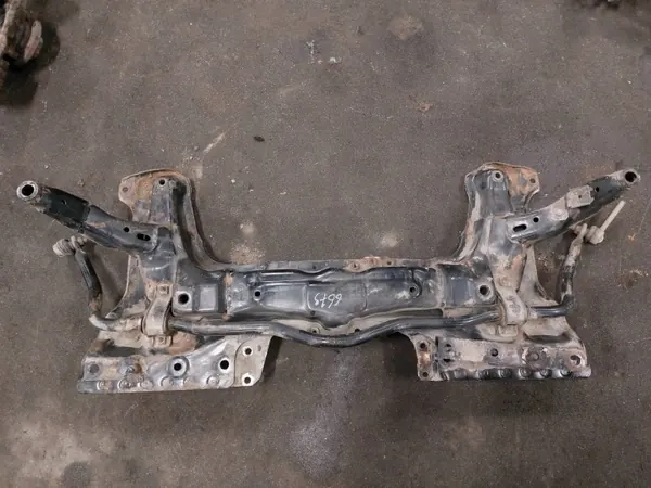 Berceau Moteur OEM 64465564 pour Alfa Romeo GT 1.9 JTD image 2