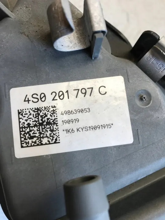 Filtre à charbon Audi R8 Plus OEM 4S0201797C image 4
