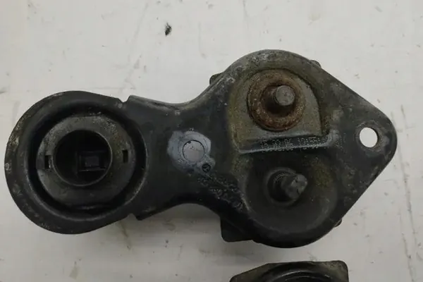 Mercedes-Benz M (W164) Mask Safety Catch A2038800460 image 6