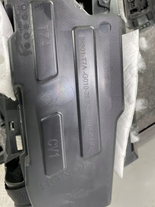 Honda HR-V Reserverad-Abdeckung OEM 84601T7AJ01020 image 9
