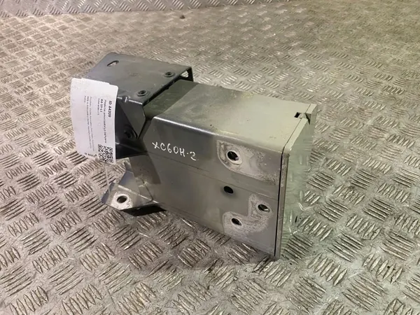 Volvo XC60 Stoßdämpfer Frontstoßstange OEM 32348543 image 3