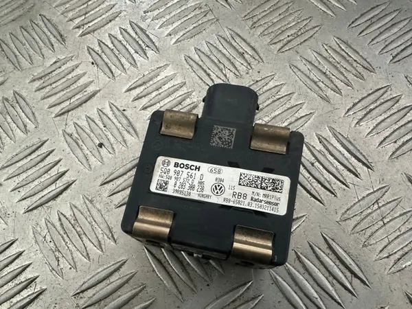 Skoda Fabia III Tutkamoduuli OEM 5Q0907561D image 4